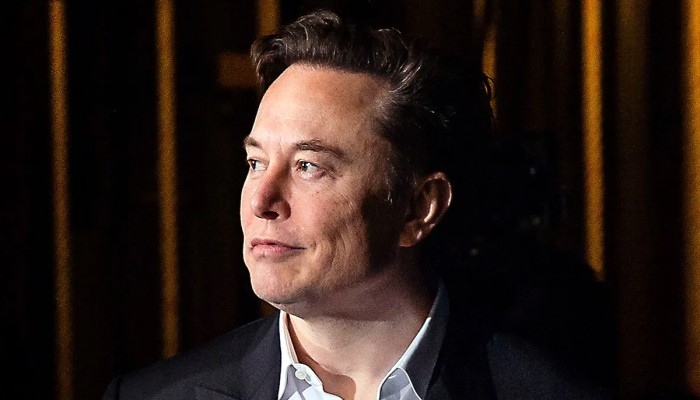 যে কারনে মাদক নেন ইলন মাস্ক