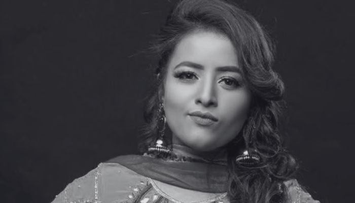 বিয়েতে রাজি না হওয়ায় গায়িকাকে খুন করল প্রেমিক