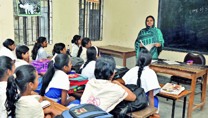 প্রাথমিক শিক্ষক বদলির ক্ষমতা পাচ্ছেন ডিসি-ইউএনওরা