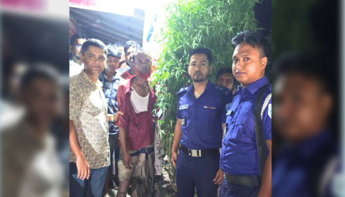 গাঁজাসেবীর কামড়ে ২ যুবক আহত, বিশাল গাঁজা গাছসহ গ্রেপ্তার